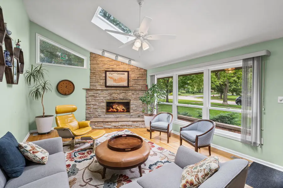 1880 Midland Avenue, Highland Park, IL 60035 - #2