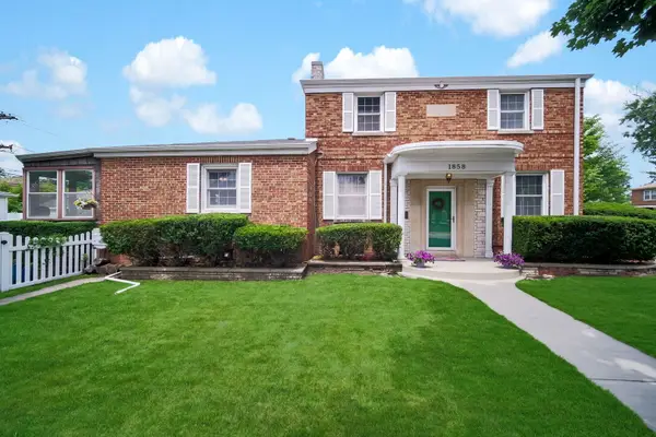 1858 Newcastle Avenue, Westchester, IL 60154