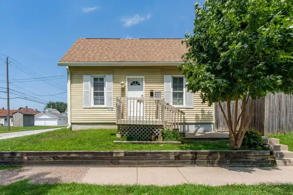 501 17th Avenue, Moline, IL 61265