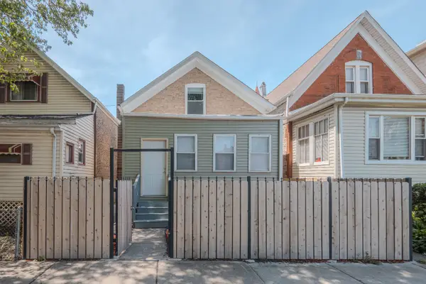 320 S Whipple Street, Chicago, IL 60612