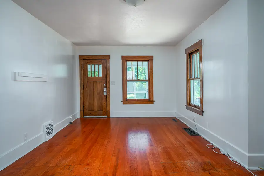 2422 Western Avenue, Davenport, IA 52803 - #3