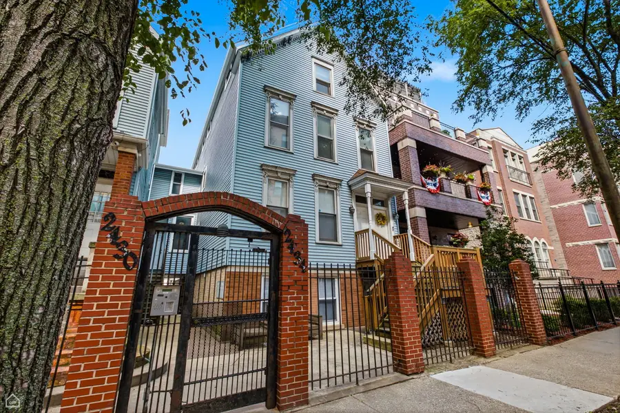 Address Withheld By Seller, Chicago, IL 60614 - #2