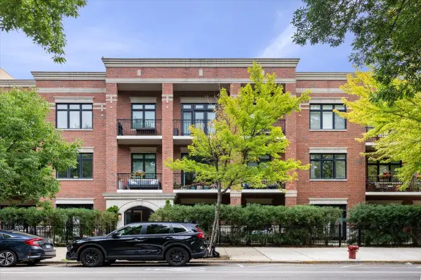 4927 N Damen Avenue #2F, Chicago, IL 60625