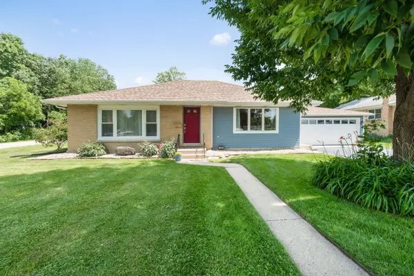 365 N Alleghany Road, Grayslake, IL 60030