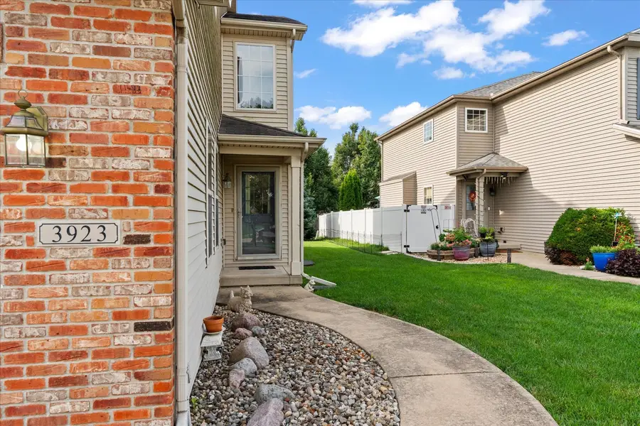 3923 Summer Sage Court #3923, Champaign, IL 61822 - #3