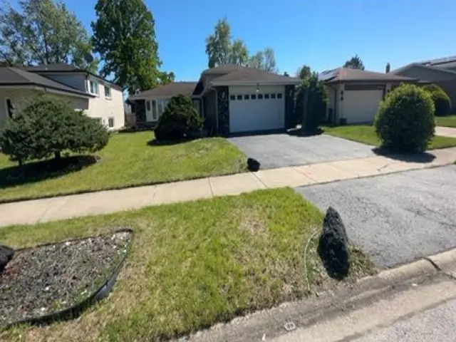 625 E 173rd Street, South Holland, IL 60473 - #1