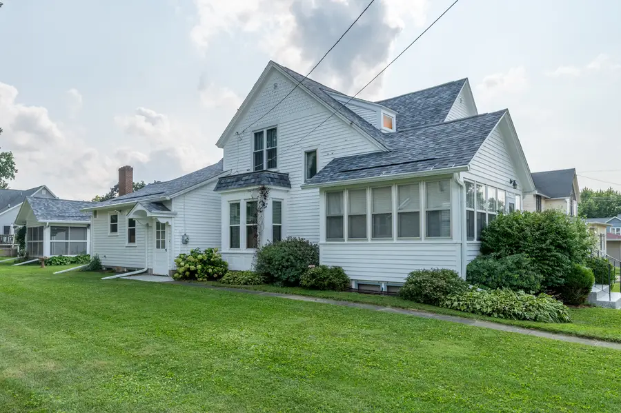 109 W Main Street, Mount Morris, IL 61054 - #2