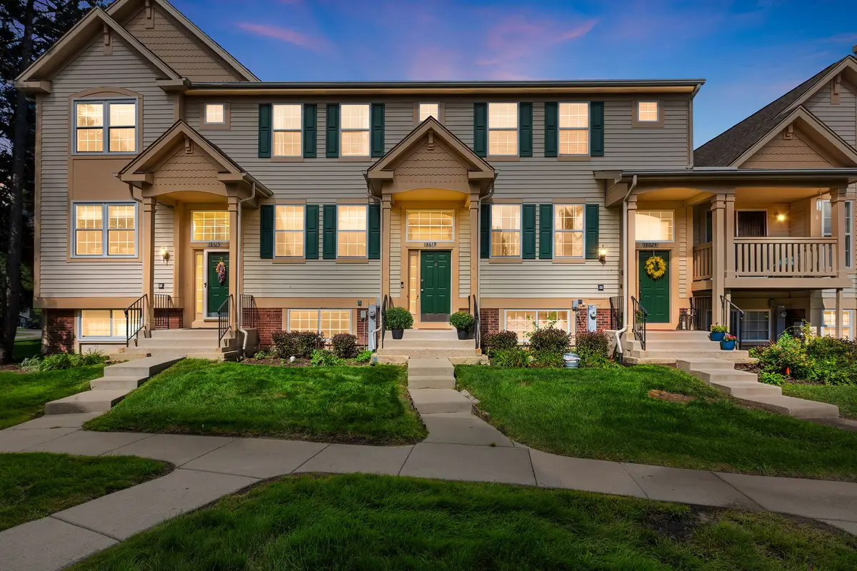 18619 W Sterling Court, Grayslake, IL 60030 - #1