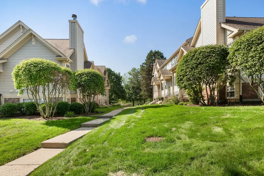 18619 W Sterling Court, Grayslake, IL 60030 - #2
