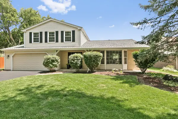 1554 Chickasaw Drive, Naperville, IL 60563