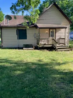 307 E Chestnut Street, Allerton, IL 61810 - #2