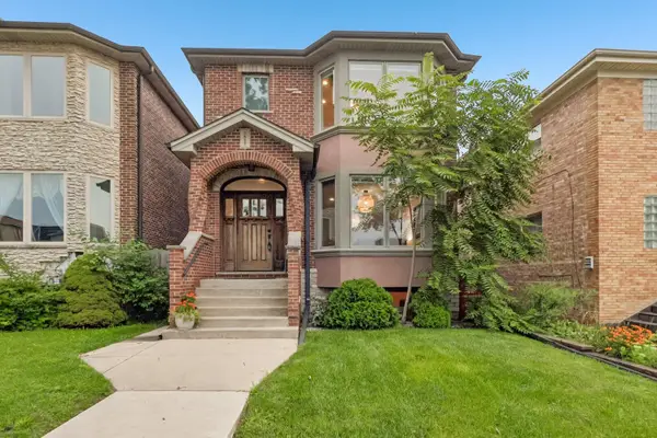 2811 N 75th Avenue, Elmwood Park, IL 60707