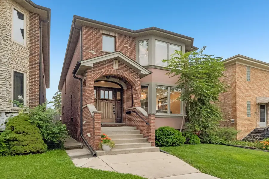 2811 N 75th Avenue, Elmwood Park, IL 60707 - #2