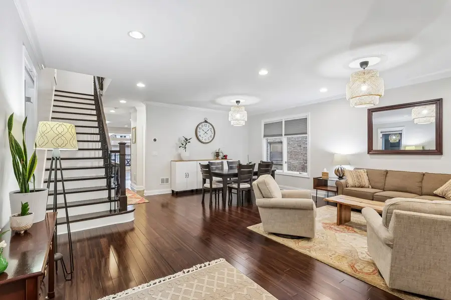 2811 N 75th Avenue, Elmwood Park, IL 60707 - #3