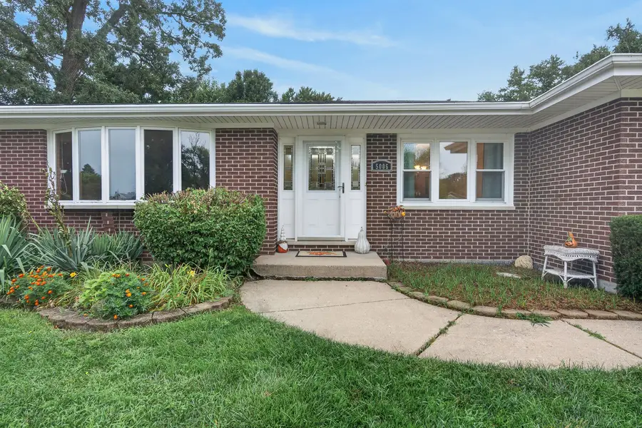 5006 W Oakwood Drive, McHenry, IL 60050 - #3
