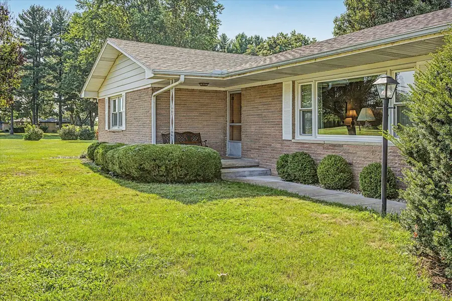 509 Pine Tree Road, Streator, IL 61364 - #3