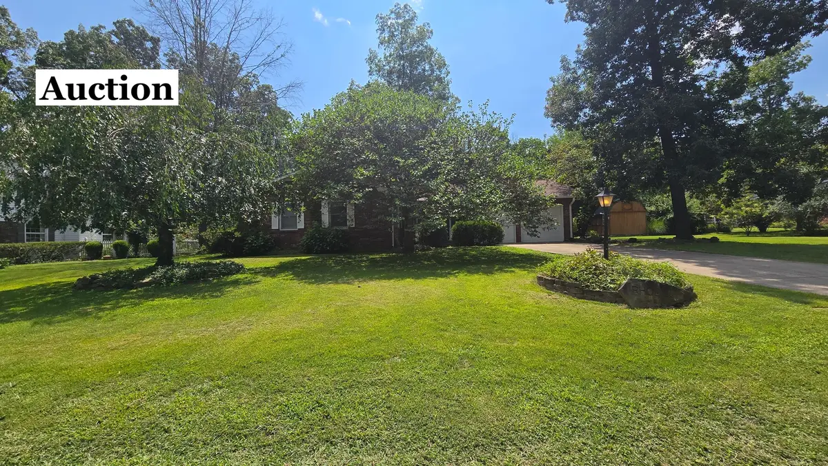 603 Country Club Lane, Carterville, IL 62918 - #1
