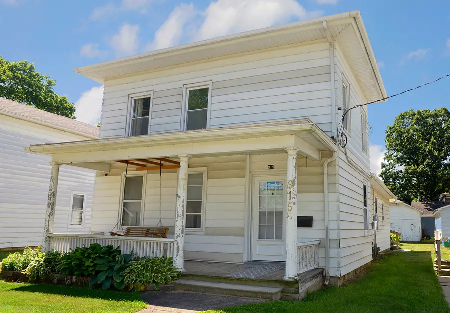 915 Illinois Avenue, Ottawa, IL 61350 - #2