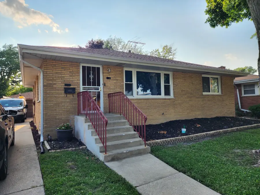 16254 S Dobson Avenue, South Holland, IL 60473 - #3