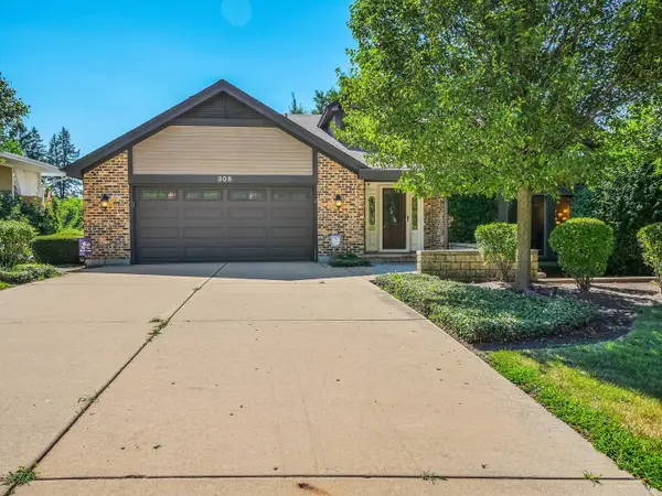 305 N Dale Avenue, McHenry, IL 60050