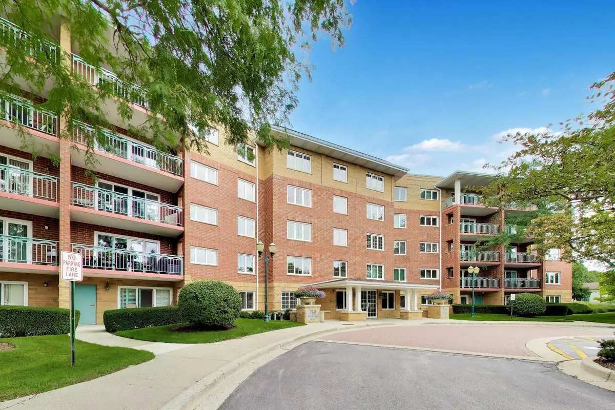 710 Creekside Drive #101, Mount Prospect, IL 60056 - #1