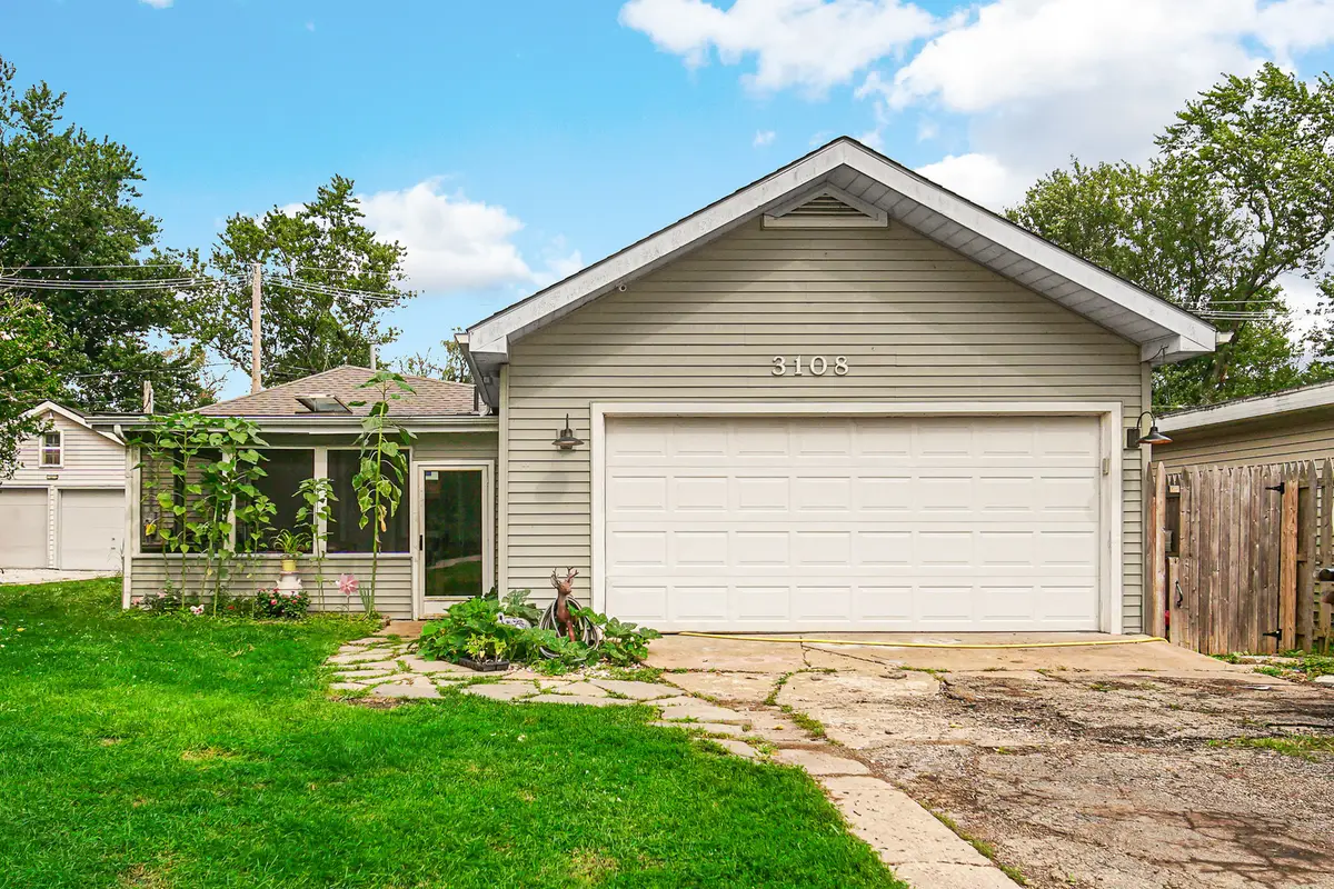3108 S Woods Avenue, McHenry, IL 60051 - #1