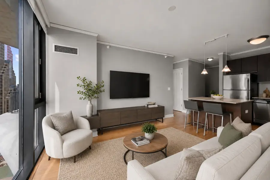 225 N Columbus Drive #5611, Chicago, IL 60601 - #3