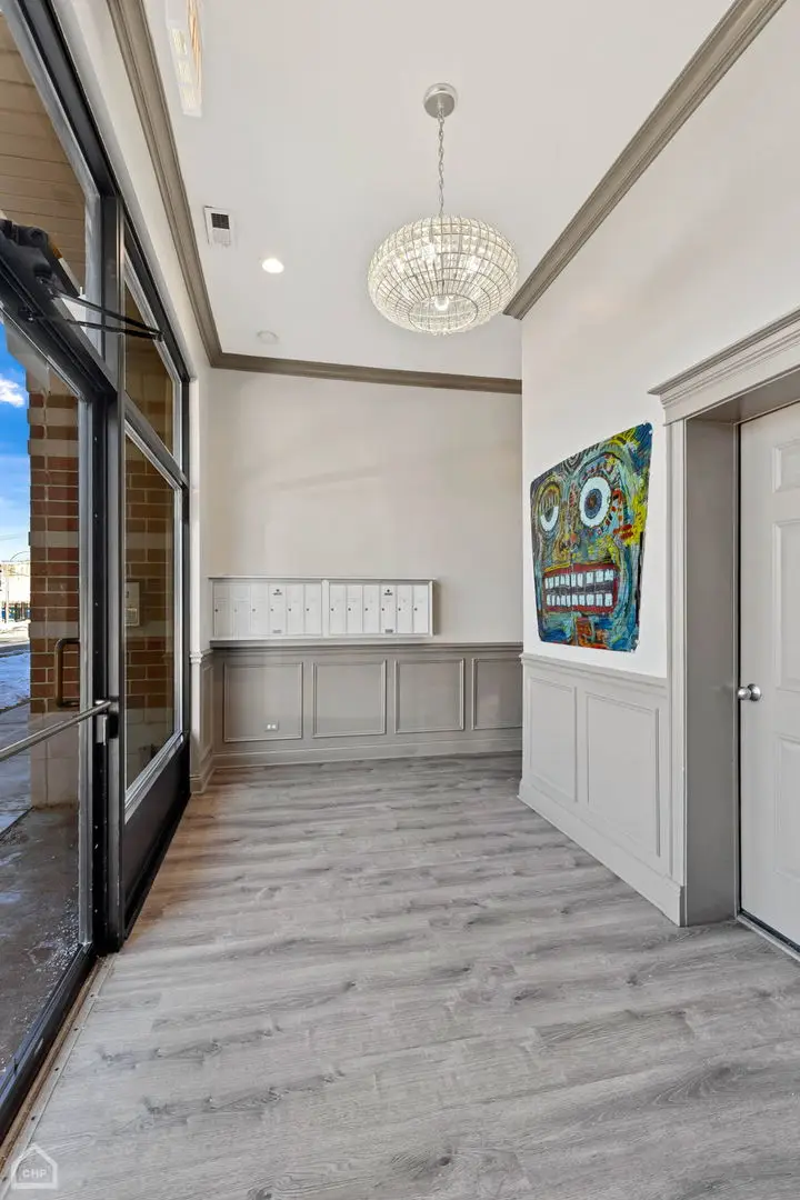 4705 S Champlain Avenue #202, Chicago, IL 60615 - #3
