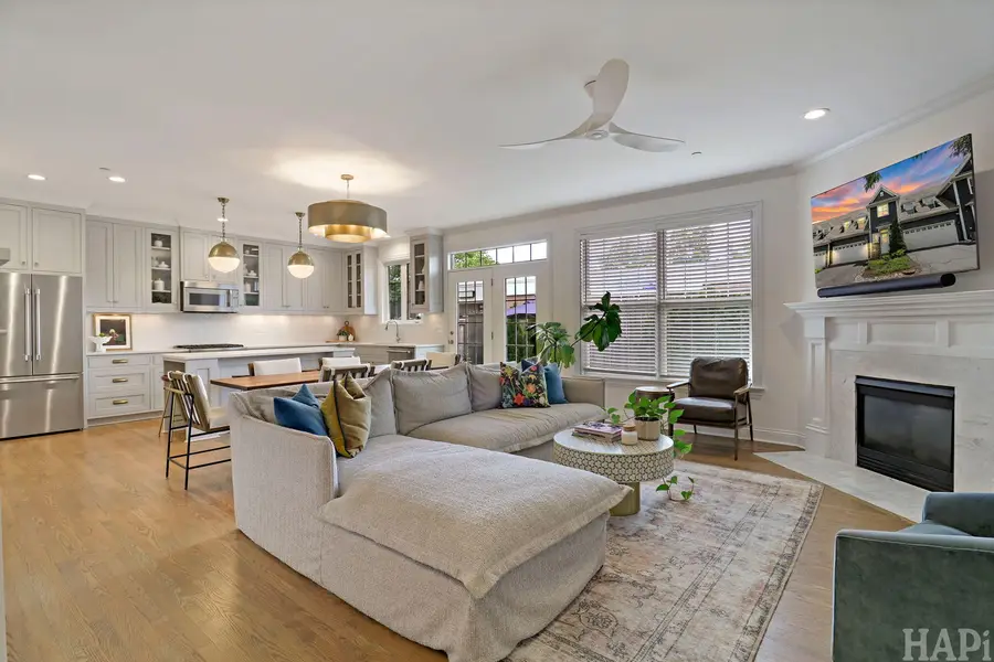 123 5th Street, Libertyville, IL 60048 - #2