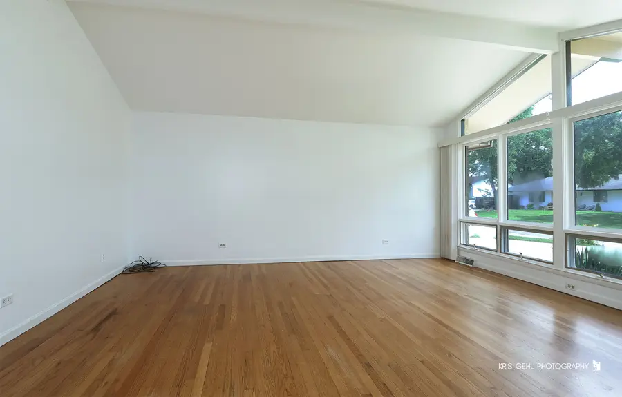 530 Northgate Road, Lindenhurst, IL 60046 - #2