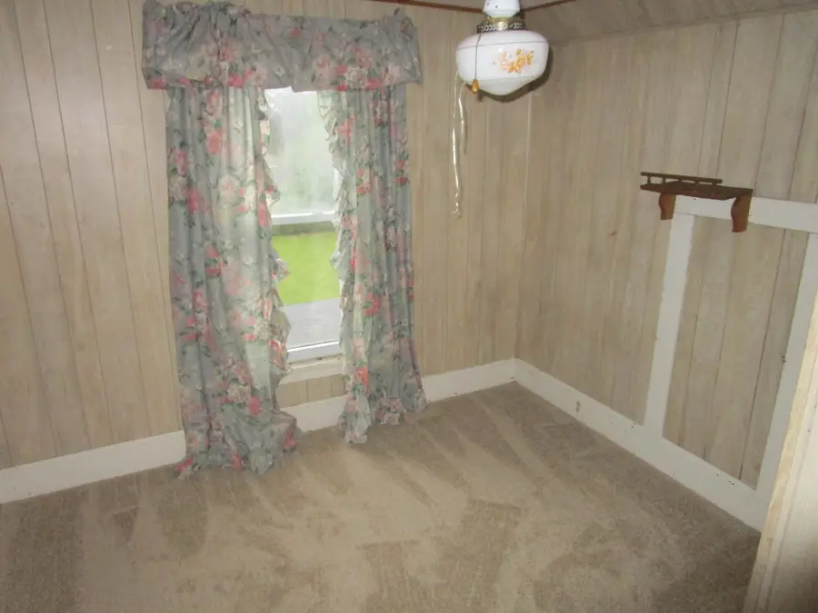 321 E Cleveland Street, Cullom, IL 60929 - #2