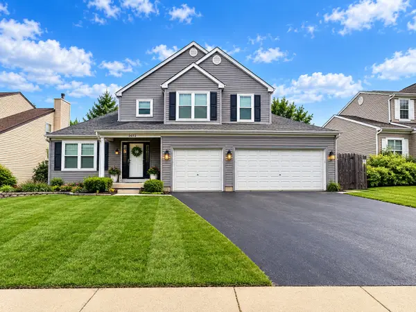 2072 Norwich Drive, Bartlett, IL 60103