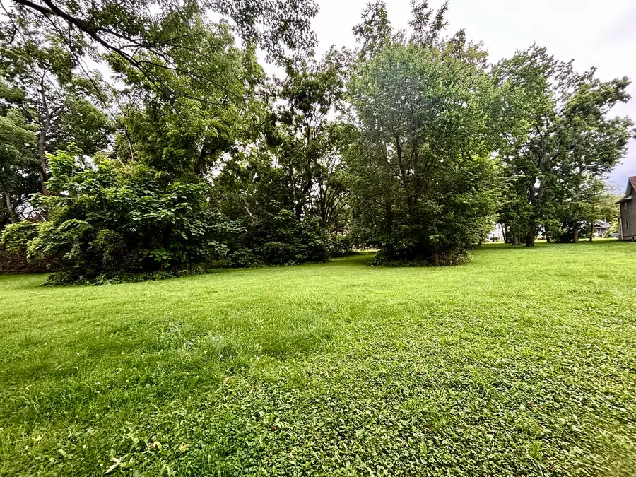 524 W Lincoln Avenue, Belvidere, IL 61008 - #2