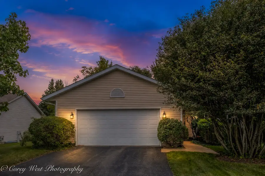 1164 Quail Run, Dekalb, IL 60115 - #2