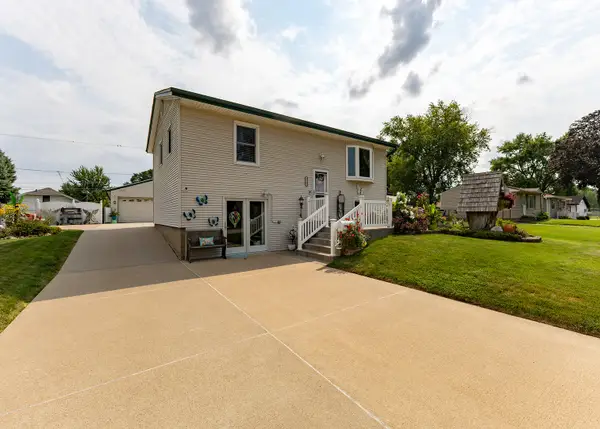 1535 Prospect Avenue, Clinton, IA 52372