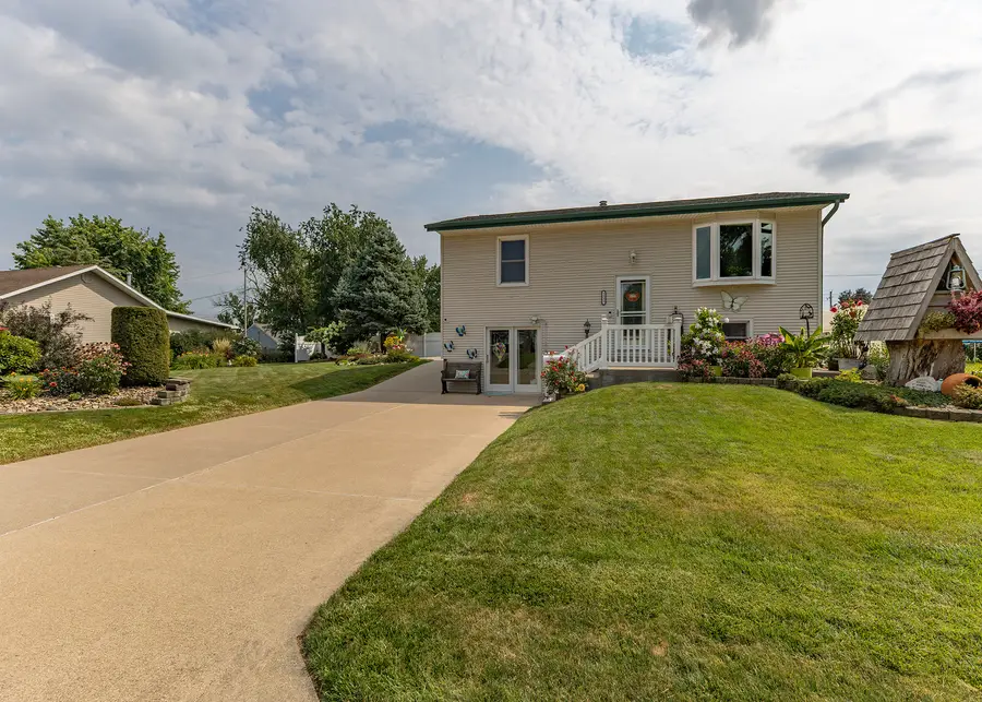 1535 Prospect Avenue, Clinton, IA 52372 - #2