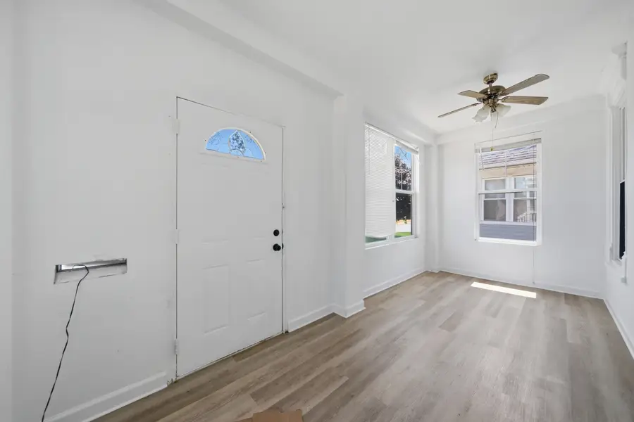 124 N 11th Avenue, Melrose Park, IL 60160 - #3