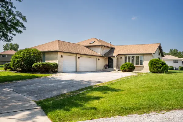 4413 Michael John Court, Richton Park, IL 60471