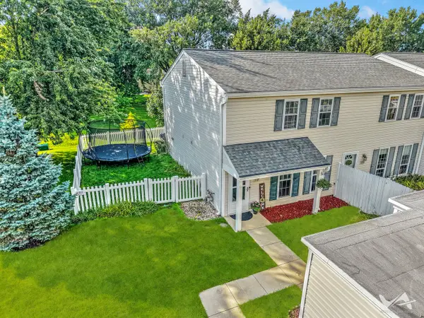 378 Rodenburg Road, Roselle, IL 60172