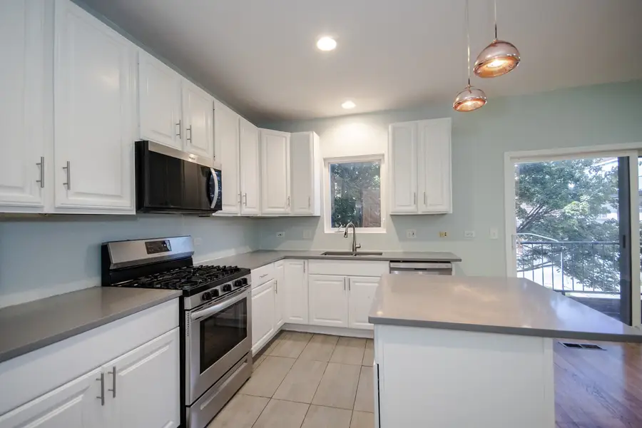 710 E 51st Street, Chicago, IL 60615 - #3