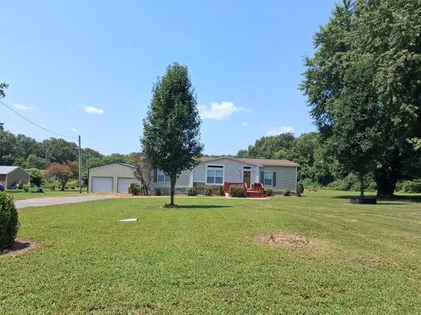 2559 Orient Road, West Frankfort, IL 62896