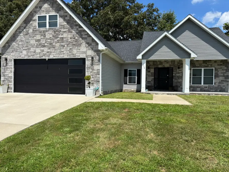 1114 Glory Lane, Marion, IL 62959 - #3