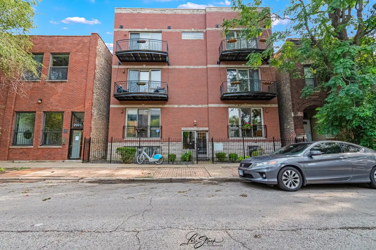 2027 W Race Avenue #1W, Chicago, IL 60612 - #1