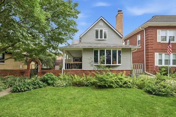 6936 N Owen Avenue, Chicago, IL 60631