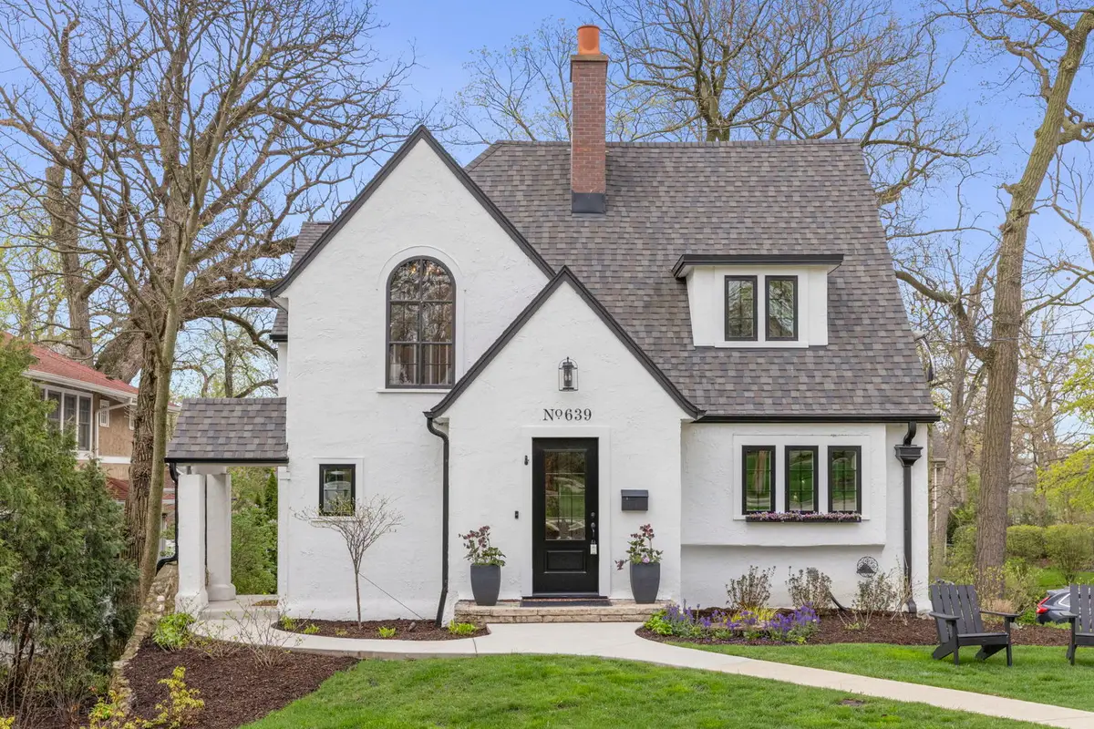 639 N Park Boulevard, Glen Ellyn, IL 60137 - #1