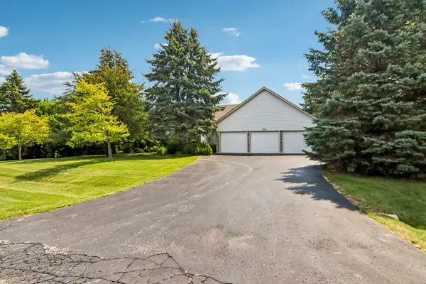 4619 Cornerstone Drive, Winthrop Harbor, IL 60096