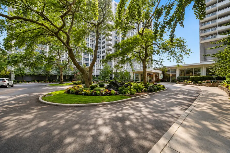 4250 N Marine Drive #807, Chicago, IL 60613 - #2