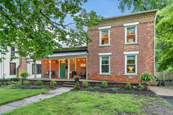 517 Dean Street, Woodstock, IL 60098