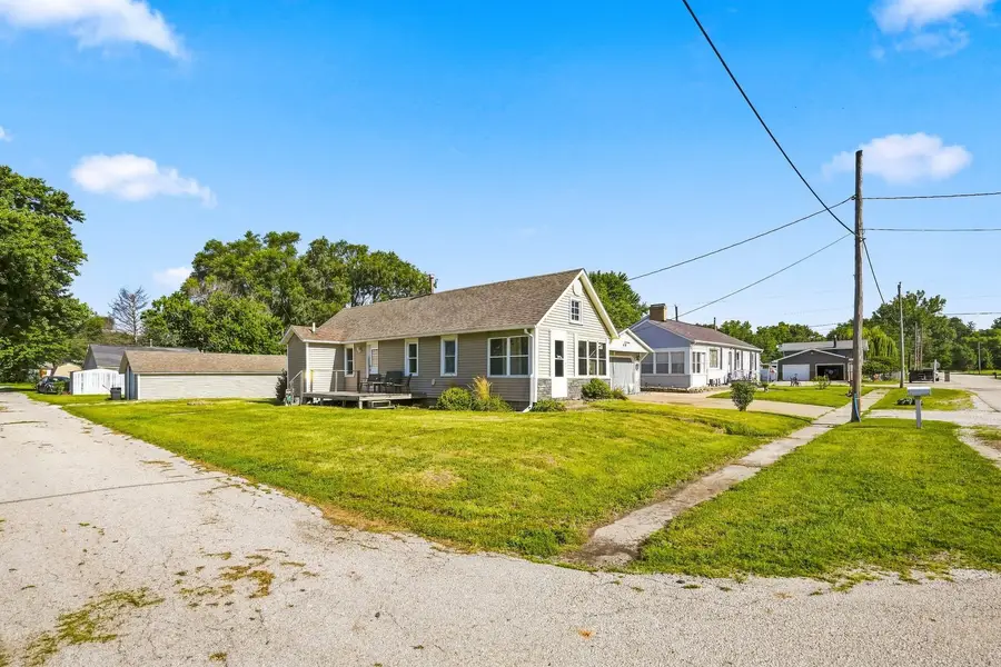 315 Elm Street, Colona, IL 61241 - #2