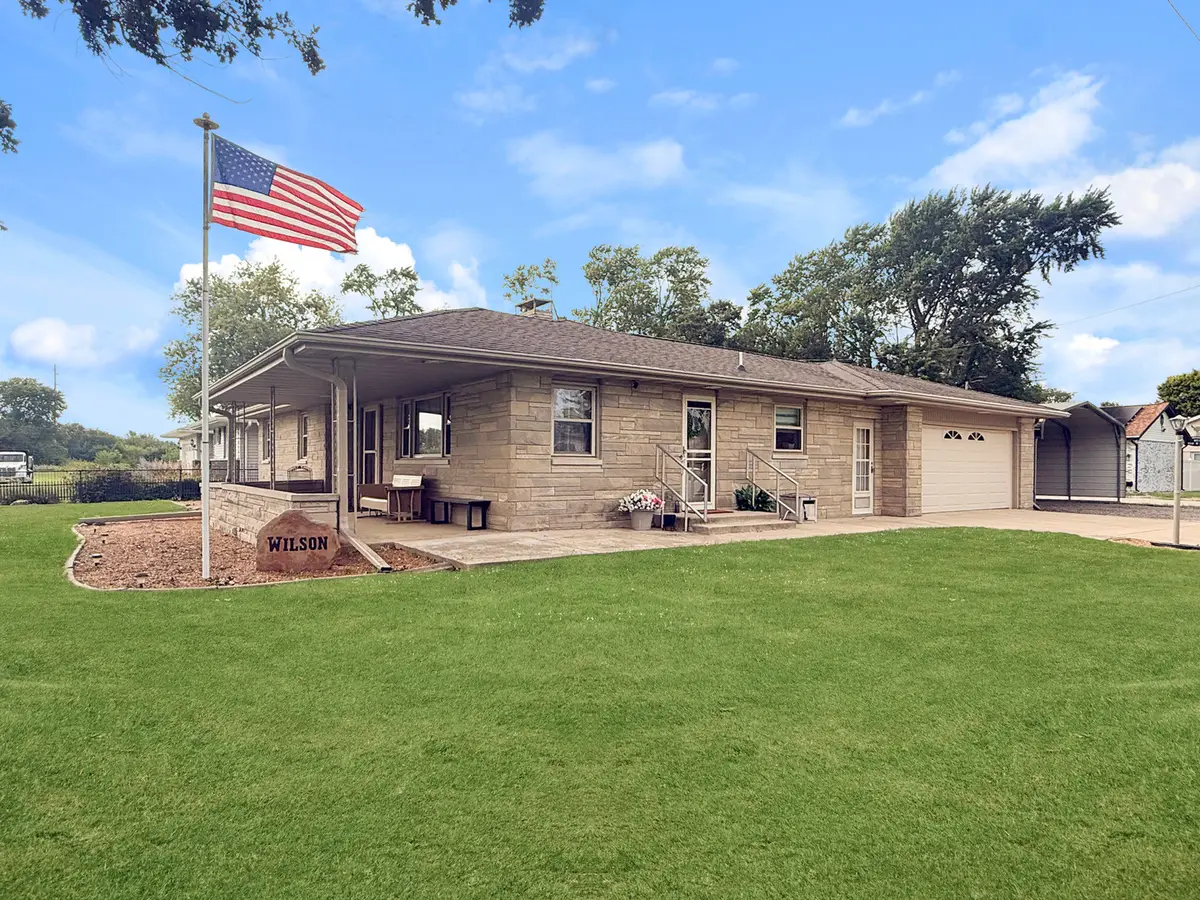 800 W Central Avenue, Thomasboro, IL 61878 - #1
